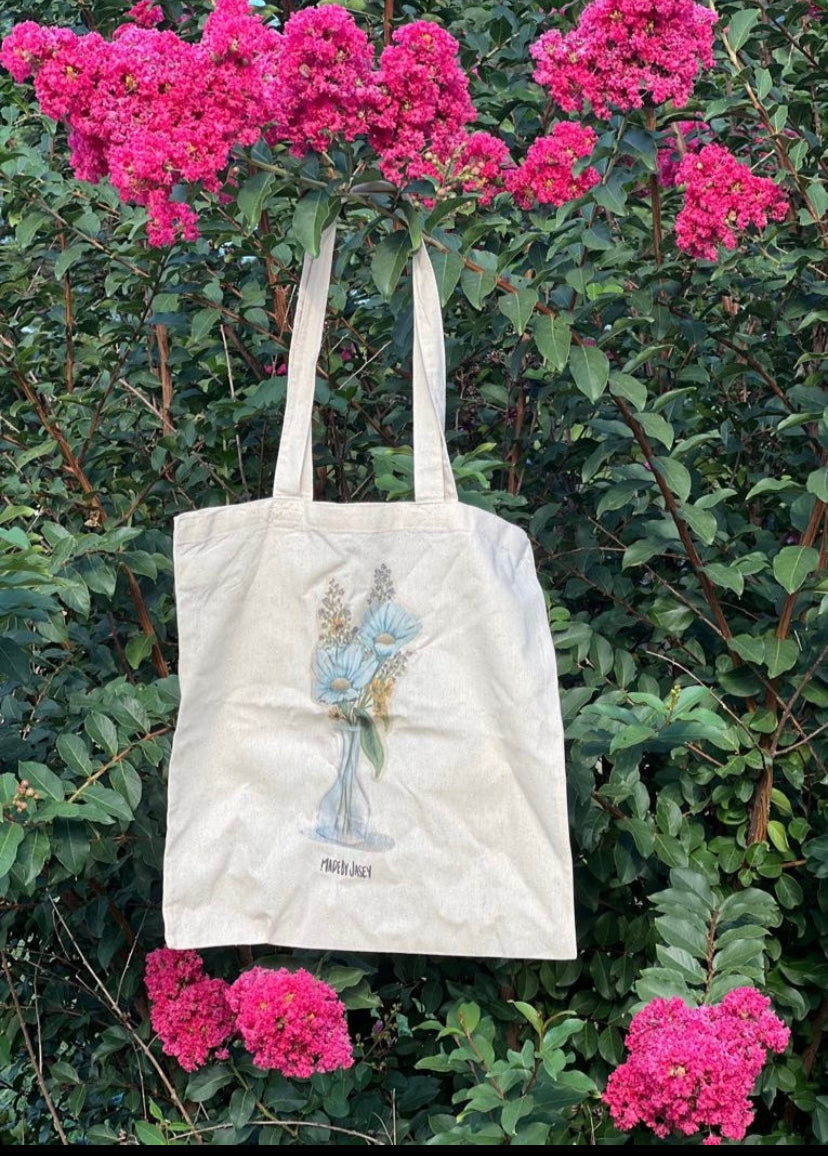 Dainty Floral Glass Vase with Daisies Cotton Tote Bag